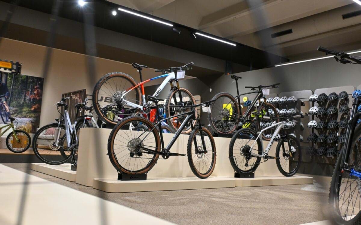 Verkaufsraum der Bike365 Filiale Innsbruck, Ansicht 5