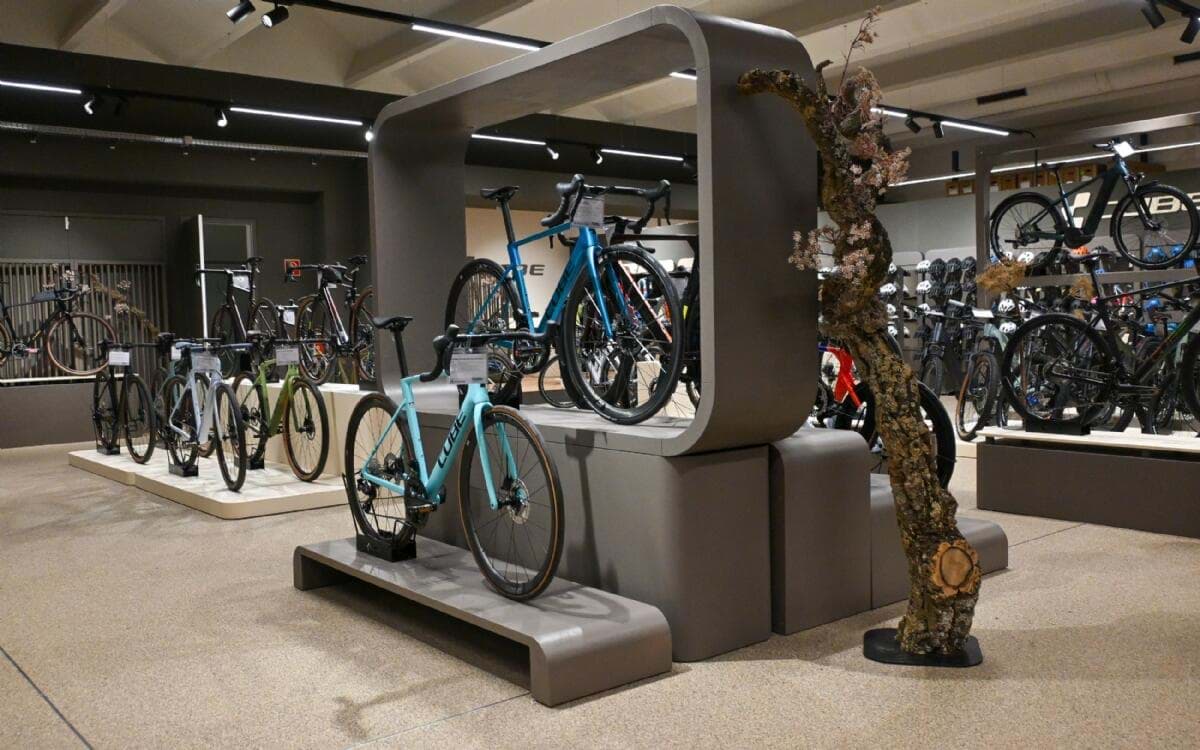 Verkaufsraum der Bike365 Filiale Innsbruck, Ansicht 7